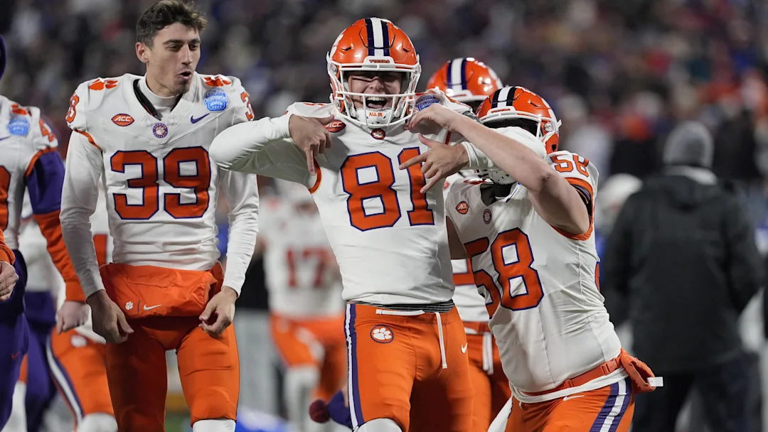 https://www.greenvilleonline.com/story/sports/college/clemson/2024/12/07/clemson-smu-game-live-updates-acc-championship-game/76684508007/