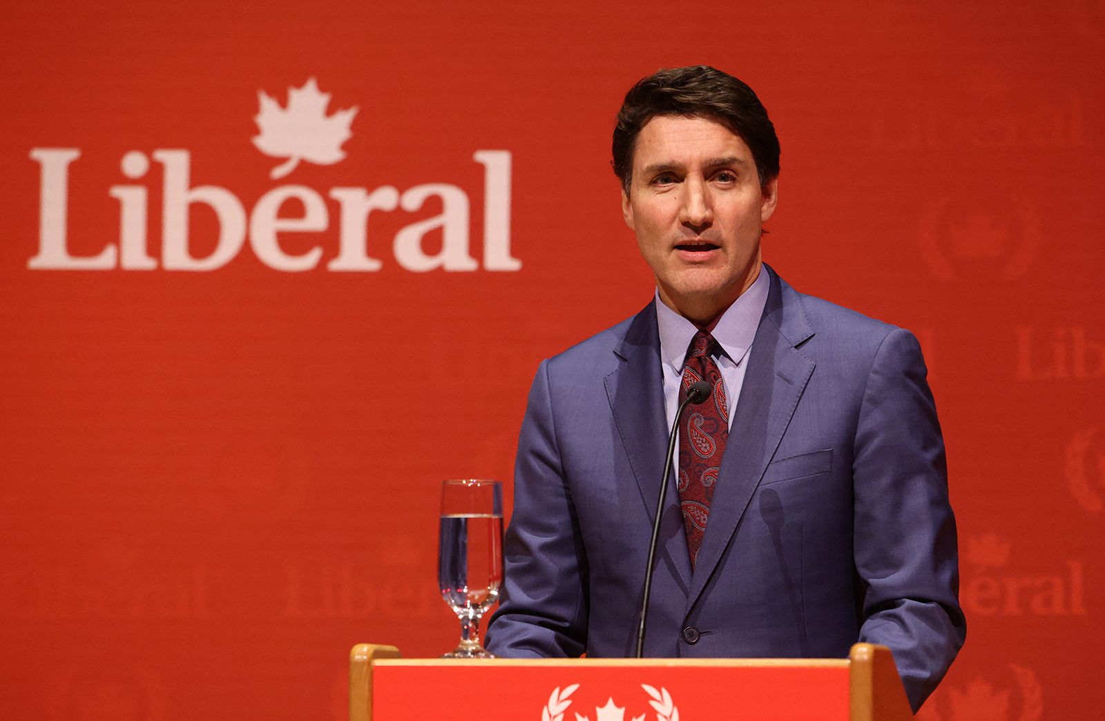 Justin Trudeau’s Political Crossroads: Challenges and Opportunities Amid Trump Influence | mrk.news