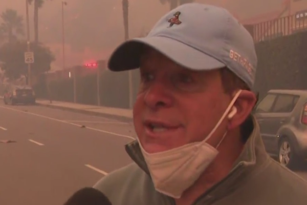 Actor Steve Guttenberg Helps Fire Crews Amid Pacific Palisades Brush Fire | mrk.news